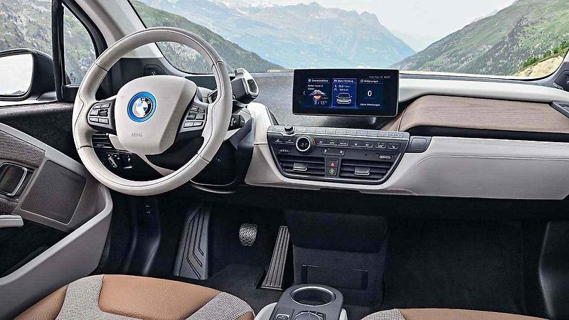 BMW i3 pro záchranné služby České republiky.