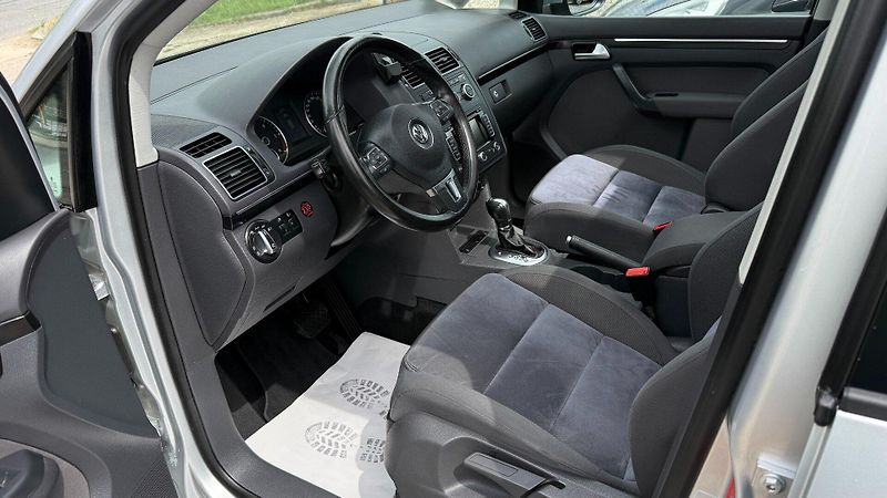 Volkswagen Touran (2014) 2.0TDi 130kW *Tažné*Navi*DSG* - fotka 8 z 24