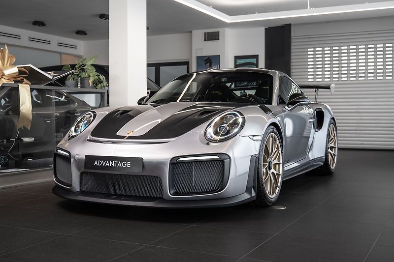 Porsche 911 (991.2) GT2 RS Weissach - fotografie inzerátu