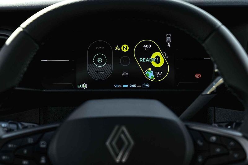 Tento malý elektromobil už budí zaslouženou pozornost v ulicích našeho hlavního města.