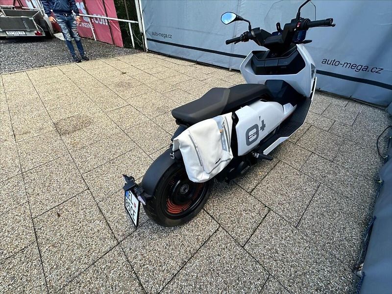 BMW CE 04 - fotka 4 z 26