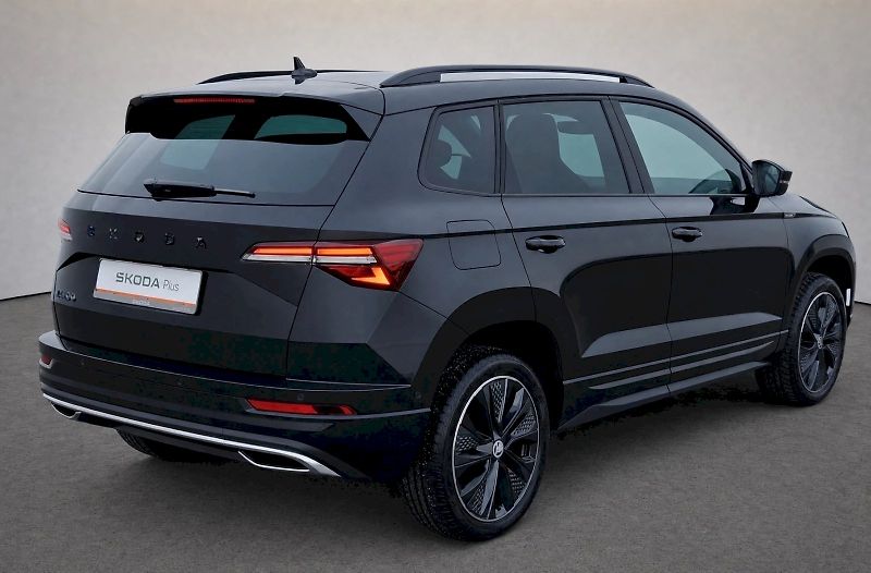Škoda Karoq (2025) SportLine 1,5 Tsi  110 Kw - fotka 2 z 42