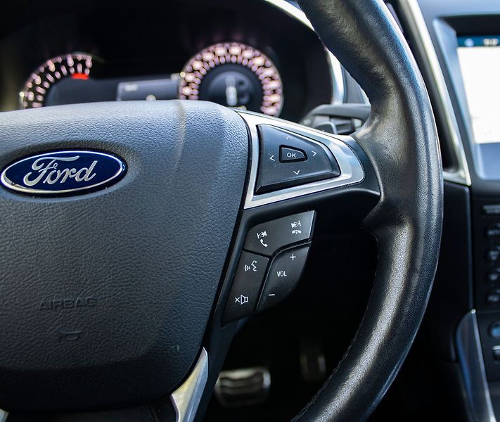 Ford Edge - fotka 12 z 22