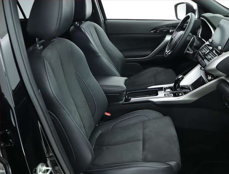 Mitsubishi Eclipse Cross (2021) Plug-in-Hybrid - fotka 9 z 20