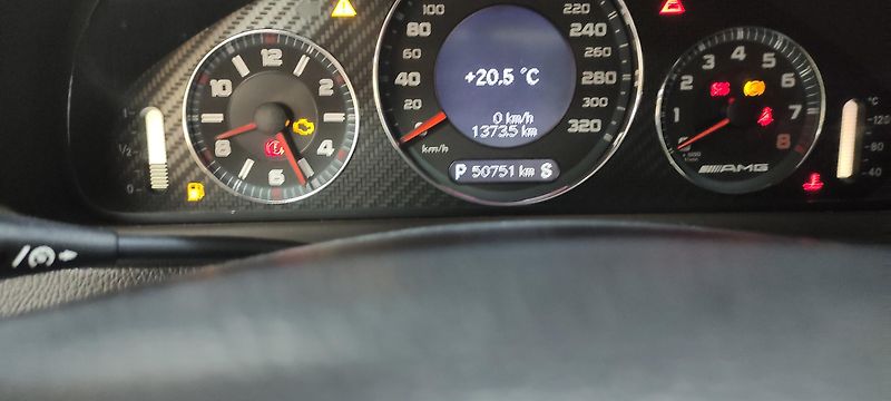 Mercedes-Benz CLK (2007) 63 AMG BLACK SERIES - fotka 11 z 26