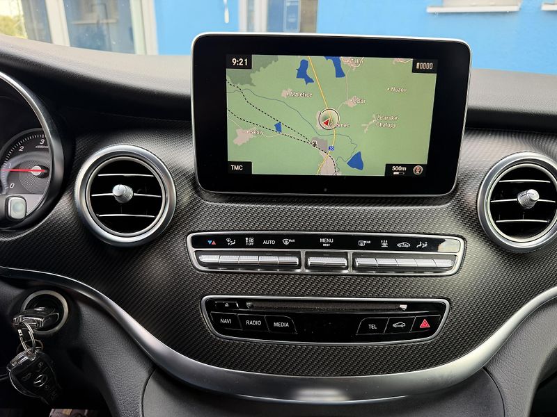 Mercedes-Benz Třídy V 4MATIC AMG BURM.CZ 7míst závěs - fotka 21 z 37