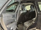 Volvo XC60 (2026) 2,0 B5  Plus Dark - náhled 16
