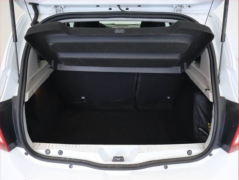 Dacia Sandero (2014) 1.2 16V, po STK, jezdí výborně - fotka 14 z 14