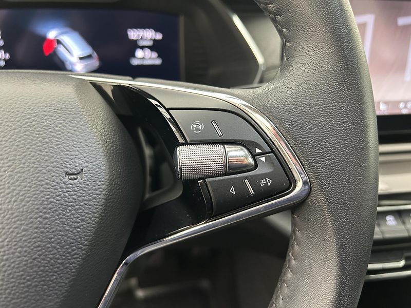 Škoda Octavia 2.0 TDI Style Plus - fotka 6 z 25