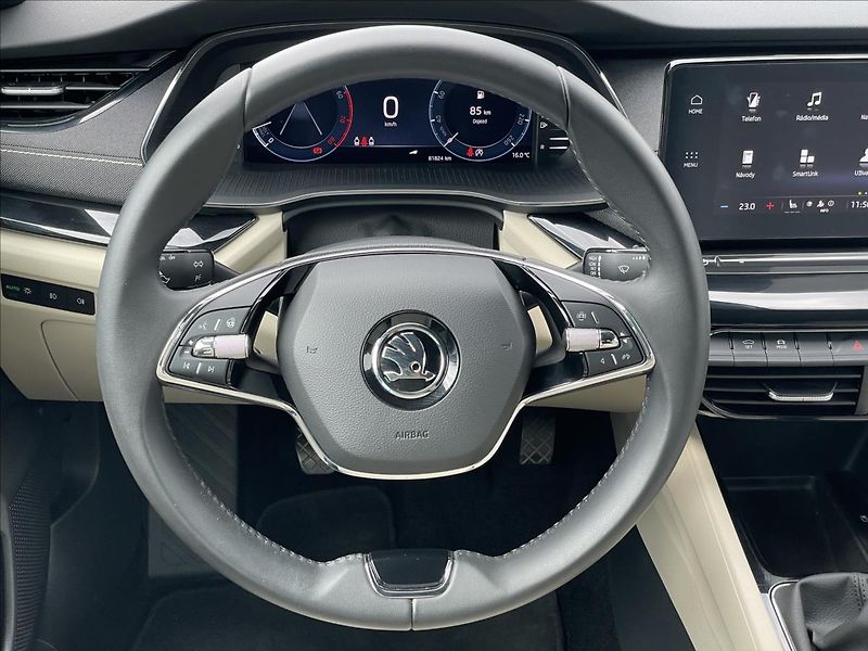 Škoda Octavia 1,5 TSI Style LED+AutoAC+PDC - fotka 7 z 19