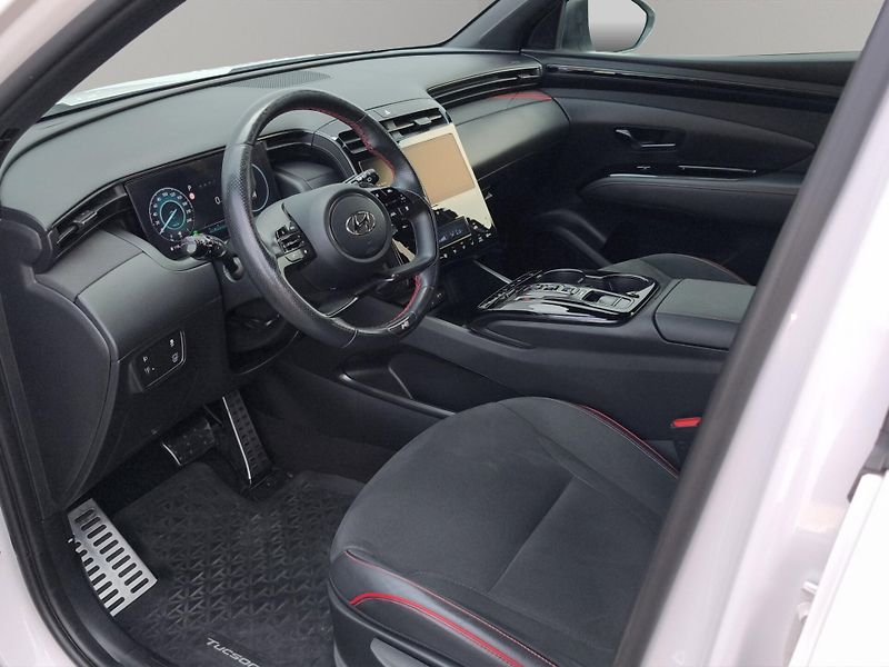 Hyundai Tucson (2023) N-line 1.6 T-GDI HEV 132kW, ČR - fotka 24 z 27