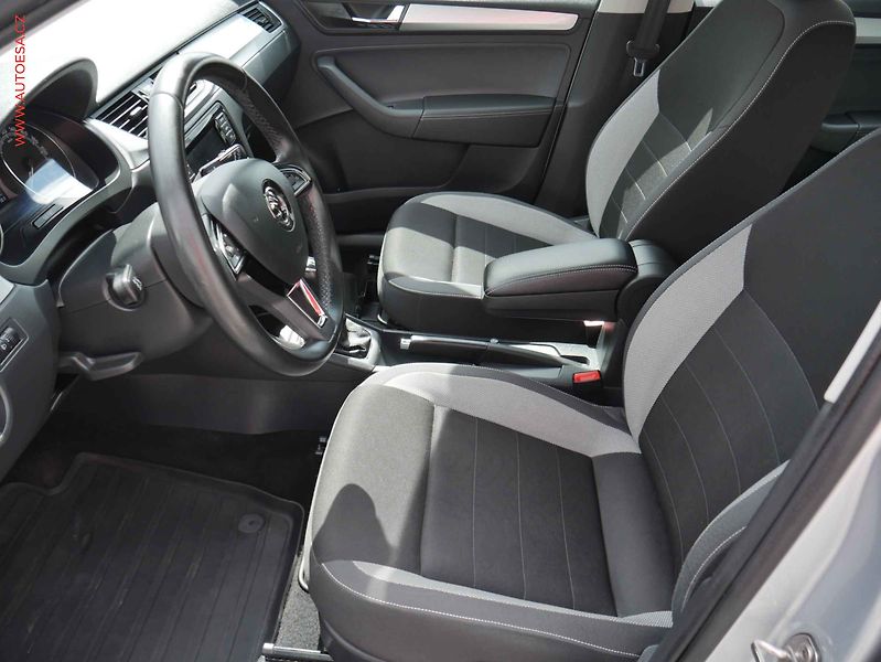Škoda Rapid (2018) 1.0 TSI, 2.maj,ČR, AC - fotka 9 z 21