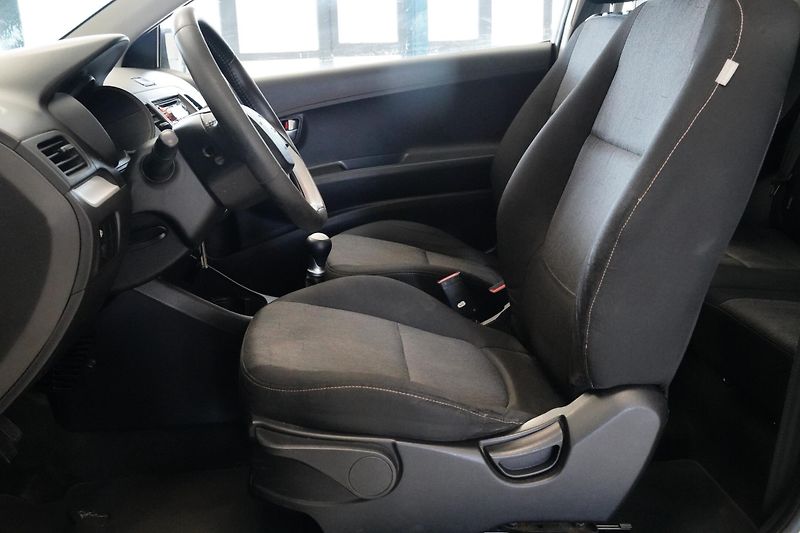 Kia Picanto - fotka 11 z 19