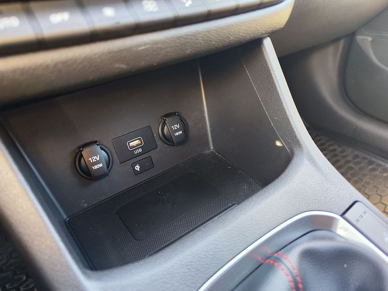 Hyundai i30 1.5 T-GDI/117kW N-Line - fotka 22 z 36