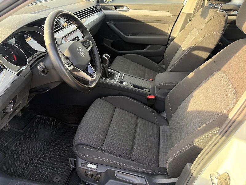 Volkswagen Passat (2021) BUSINESS 2.0TDI 110kW CZ DPH - fotka 7 z 11