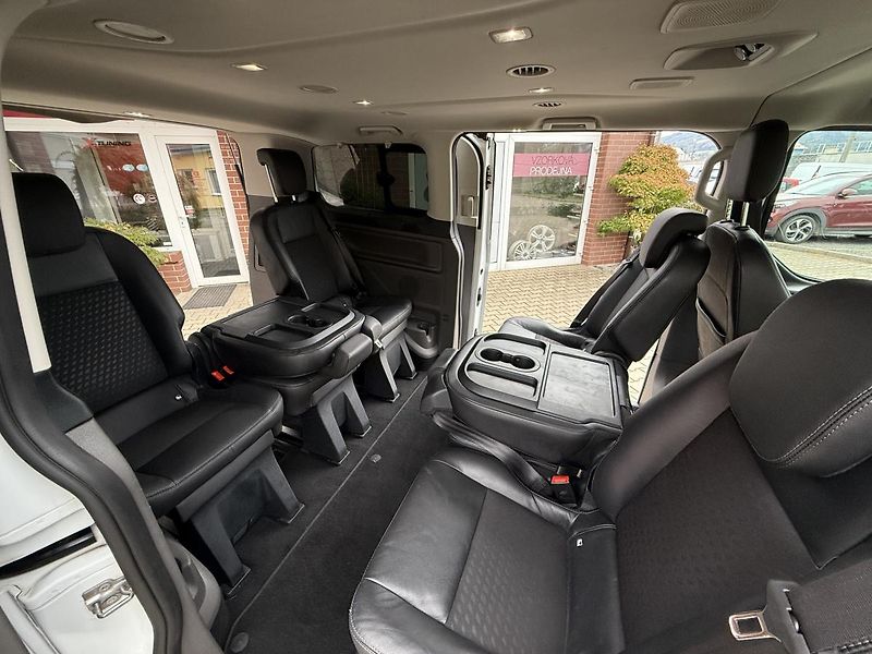 Ford Tourneo Custom (2018) SPORT - 2,0TDCi - 125kw - fotka 59 z 69