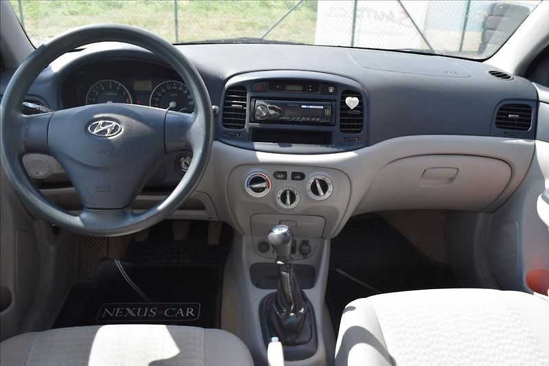 Hyundai Accent 1,4 i 71KW NOVÁ STK KLIMA - fotka 27 z 39