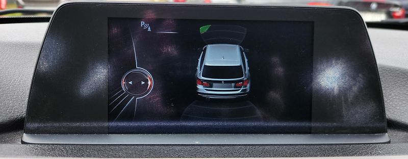 BMW Řada 3 (2015) 3 - 2.0d*XENON*AUTOMAT*TAŽNÉ* - fotka 38 z 50