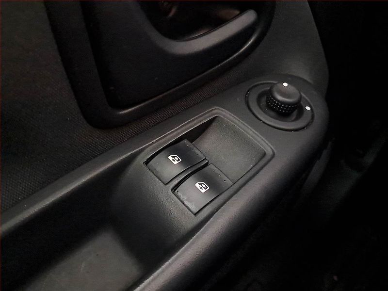 Renault Clio (2003) 1.4 16V , Automat, po STK - fotka 16 z 16