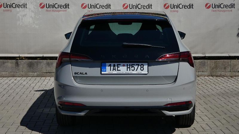 Škoda Scala 1,5TSI DSG Monte Carlo - fotka 4 z 24