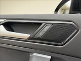 Volkswagen Tiguan 1,5 TSi DSG HUD KAMERA TAŽNÉ - náhled 35