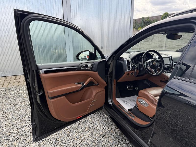 Porsche Cayenne 3.0TDI V6 265PS 4x4 GTS PAKET! - fotka 135 z 159