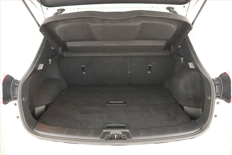 Nissan Qashqai (2015) 1.2 DIG-T, Navi, Tempomat - fotka 11 z 16