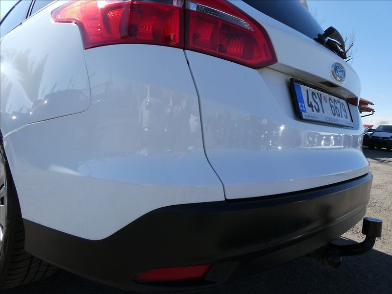Ford Focus 1,5 TDCi Combi,po servise+STK - fotka 11 z 51