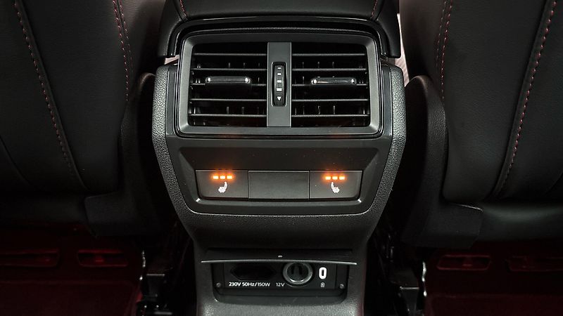 Škoda Kodiaq 2.0 TSI DSG 4x4 RS - fotka 23 z 30