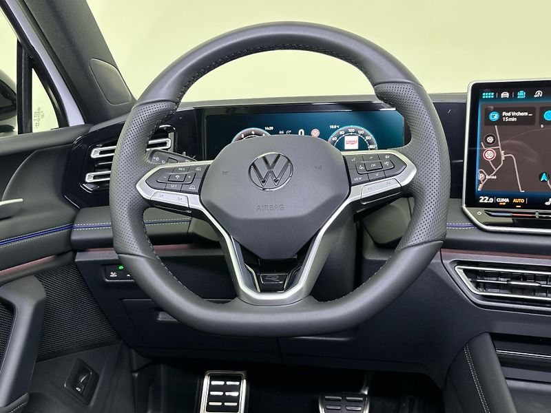 Volkswagen Tiguan (2025) R-Line - fotka 18 z 30