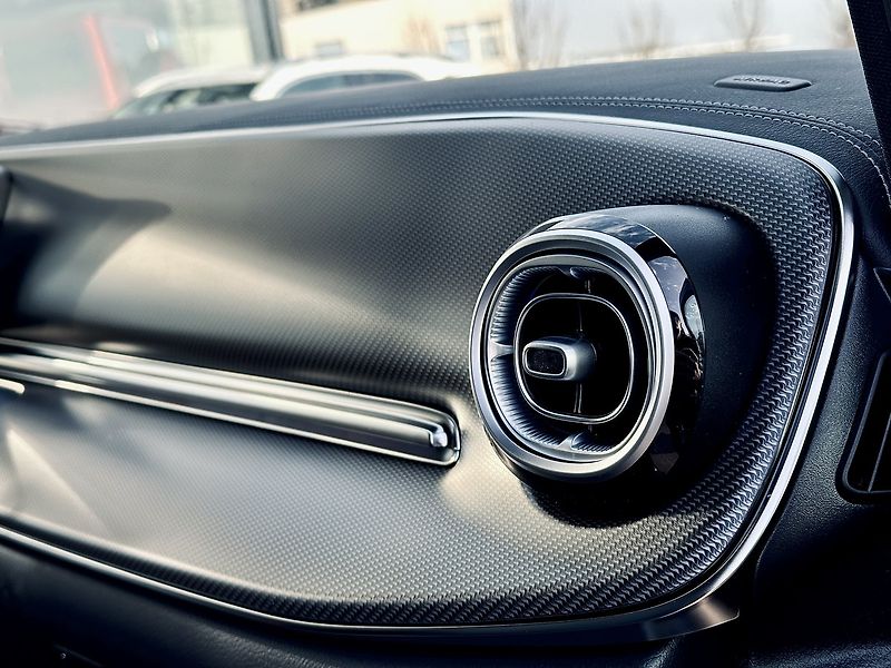 Mercedes-Benz Třídy V (2025) 300d EXCLUSIVE 4M XL AIRMATIC - fotka 19 z 34