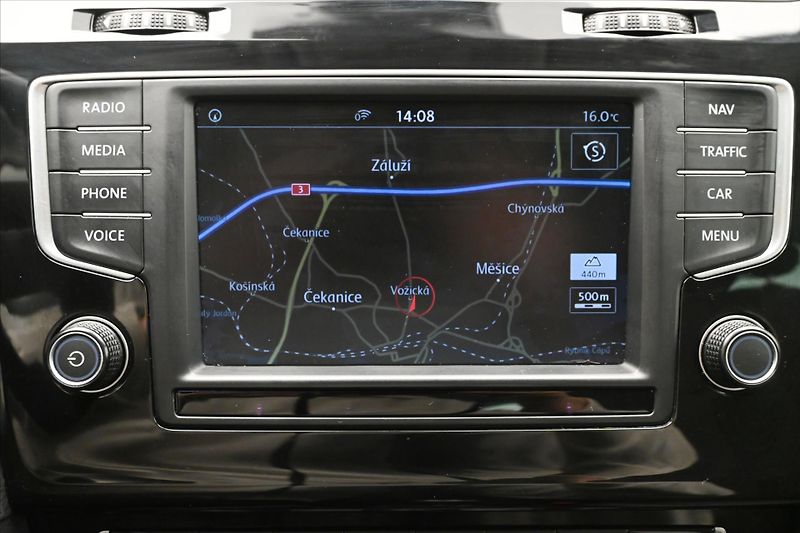 Volkswagen Golf 1,6 TDI 81kW Allstar Záruka až - fotka 20 z 30