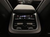 Volvo XC60 B4 AWD DARK PLUS AUT  - náhled 31