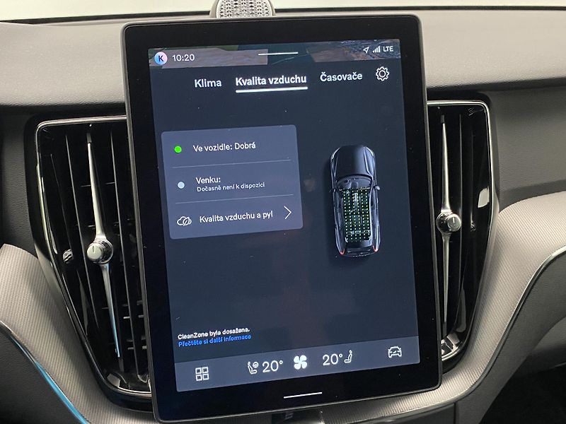 Volvo XC60 T8 AWD RECHARGE BLACK EDITION - fotka 45 z 64