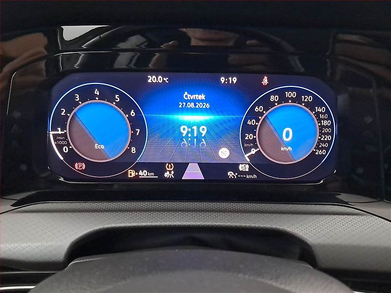 Volkswagen Golf (2023) Life 1.5 TSI, Navi, Tempomat - fotka 11 z 18