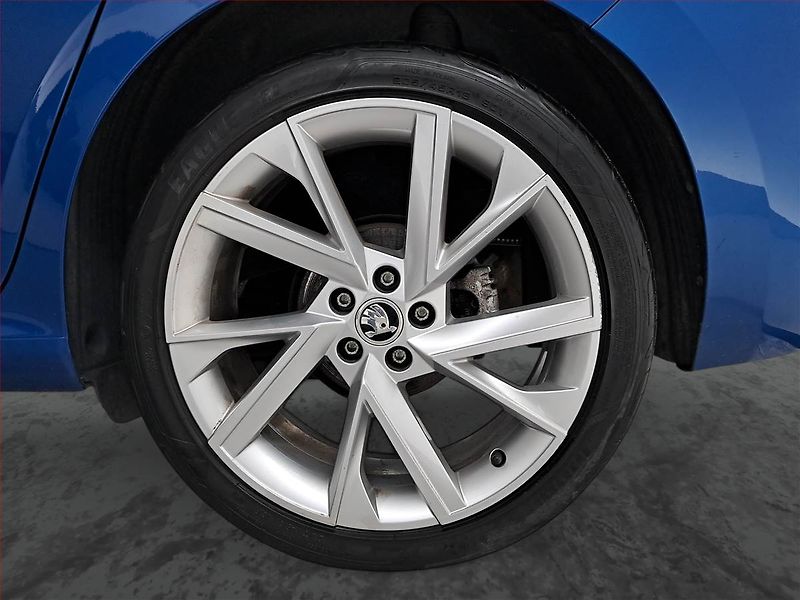 Škoda Scala (2019) Style Plus 1.5 TSI, Automat - fotka 15 z 16