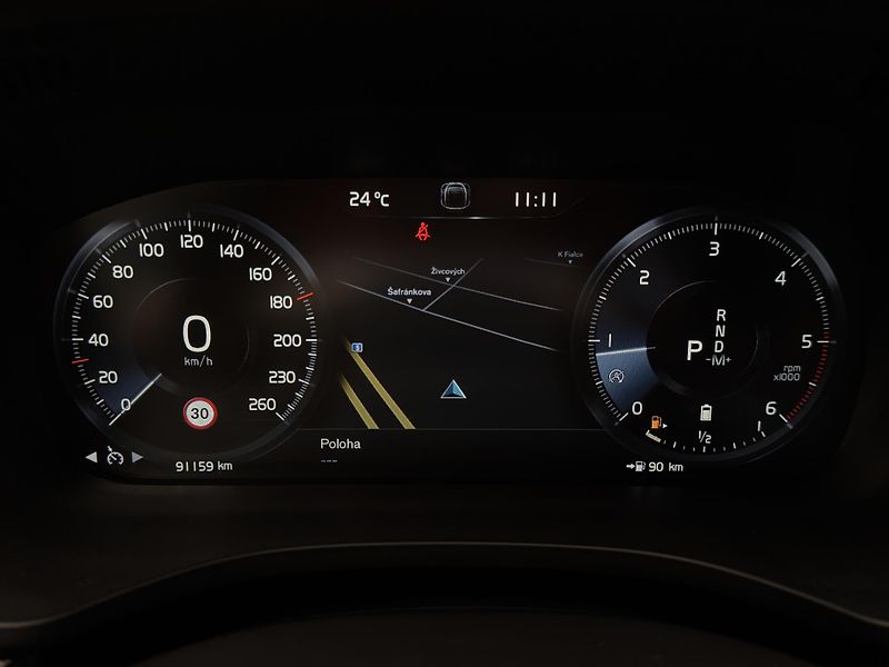 Volvo XC60 B4 INSCRIPTION CZ REZERVACE - fotka 16 z 44