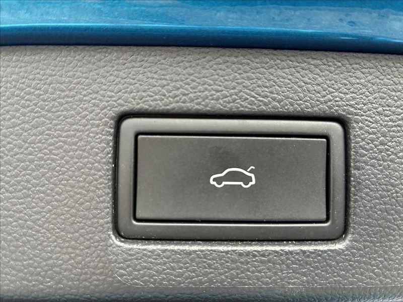 Volkswagen Arteon 2,0 TSI 140 KW REZERVACE - fotka 18 z 38