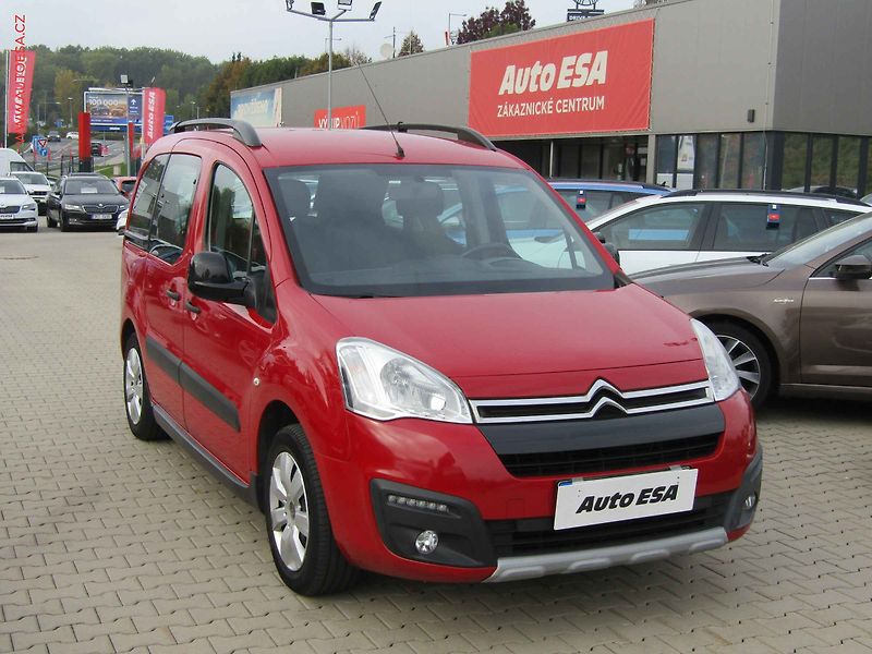 Citroën Berlingo (2016) 1.6HDi, 1.maj,ČR, XTR - fotografie inzerátu