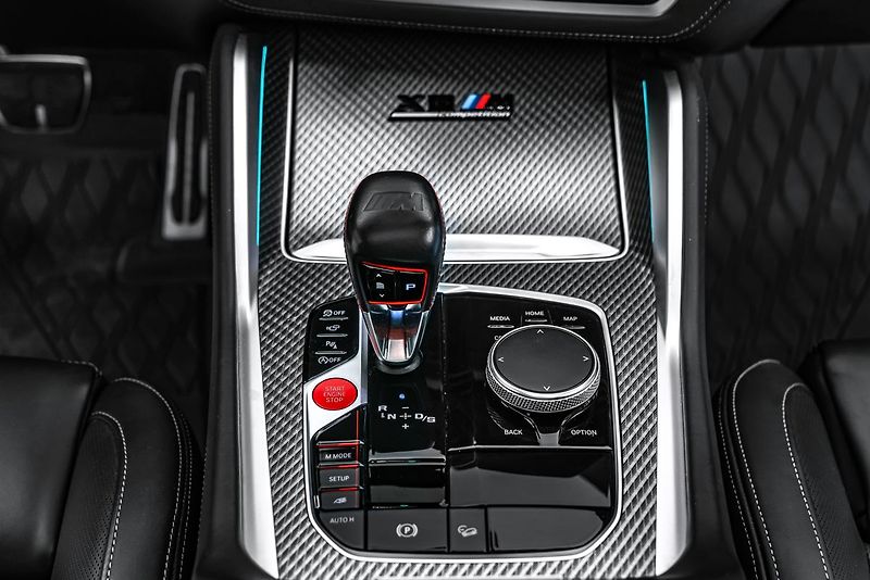BMW X6 competition Laser Masáže - fotka 18 z 27