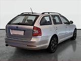 Škoda Octavia (2012) 1.6 TDI, Automat, zamluveno - náhled 4