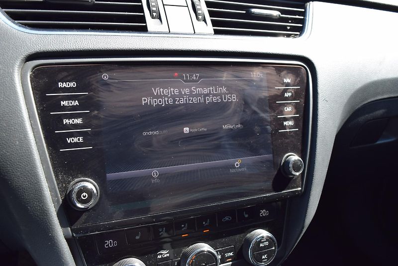 Škoda Octavia (2019) 1.5TSI 110kw AMBI VÝHŘEV NAVI - fotka 27 z 50