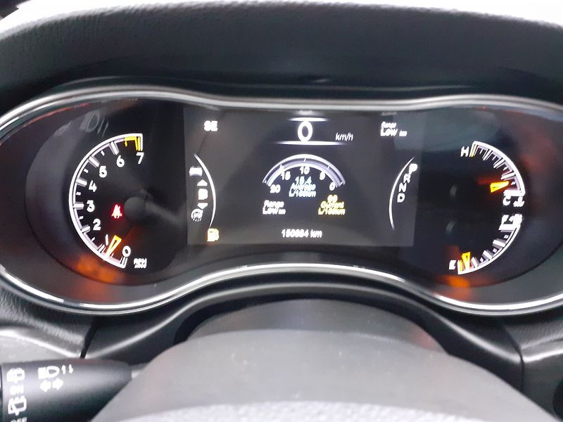 Jeep Grand Cherokee (2018) 3.6 L V6 4x4 - fotka 11 z 40