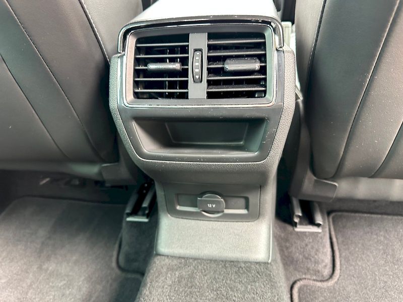 Škoda Kodiaq (2022) 2.0 TDI 147 kW Style 4x4 DSG - fotka 25 z 28