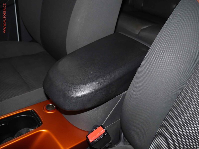 Ford Kuga (2009) 2.0 TDCI 4x4, ČR, STK2/28 - fotka 16 z 17