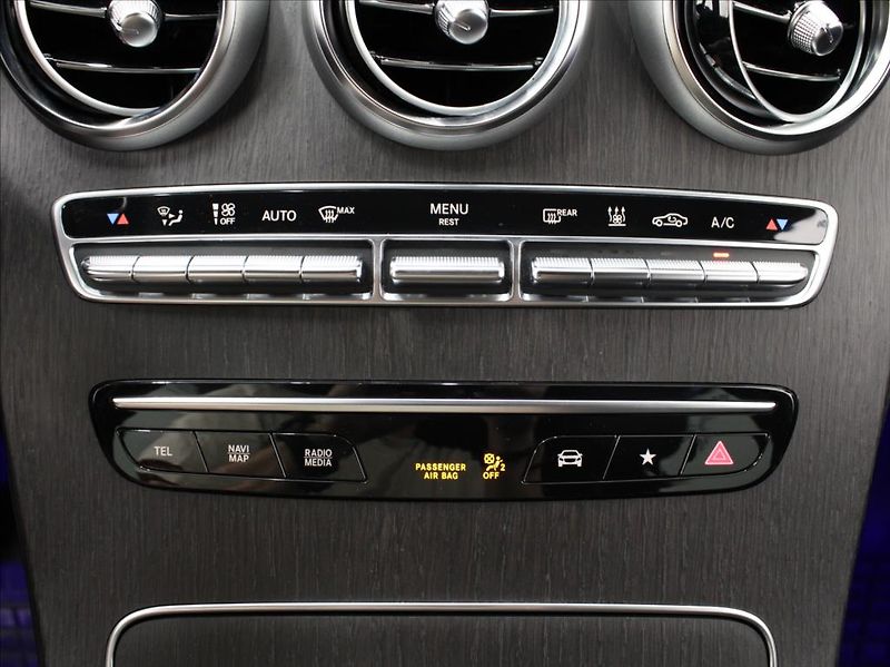 Mercedes-Benz GLC 2,0 220d 4M Paměť 360° Tažné - fotka 21 z 25