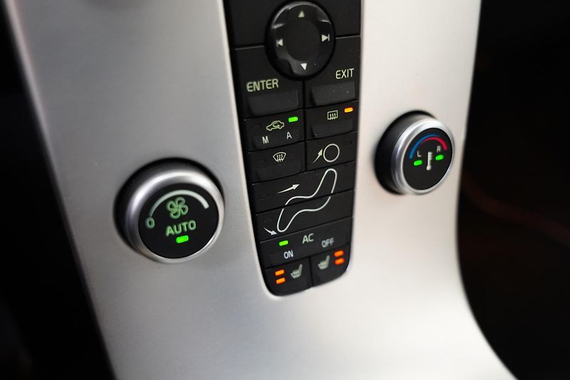 Volvo C70 - fotka 19 z 21
