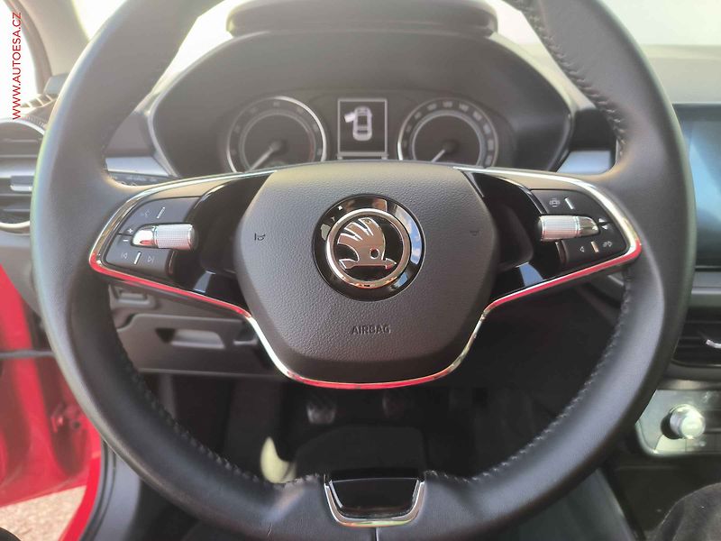 Škoda Fabia (2023) 1.0 TSi, 2.maj, LED, AC - fotka 17 z 21