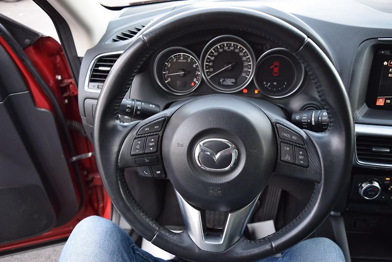 Mazda CX-5 (2015) 2.0i SKYACTIV-G 121kw CENTRE-L - fotka 28 z 44