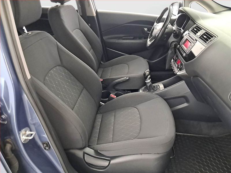 Kia Rio (2016) 1.4 CVVT, ČR,1.maj, Tempomat - fotka 9 z 14